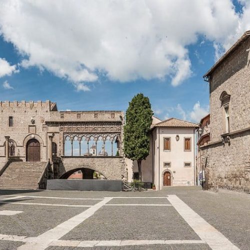 Palazzo_dei_Papi_Viterbo-1024x524.jpg